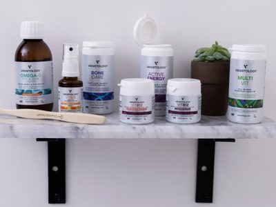 040122 KW Vegetology All Vits J Dawson 242 1 X1